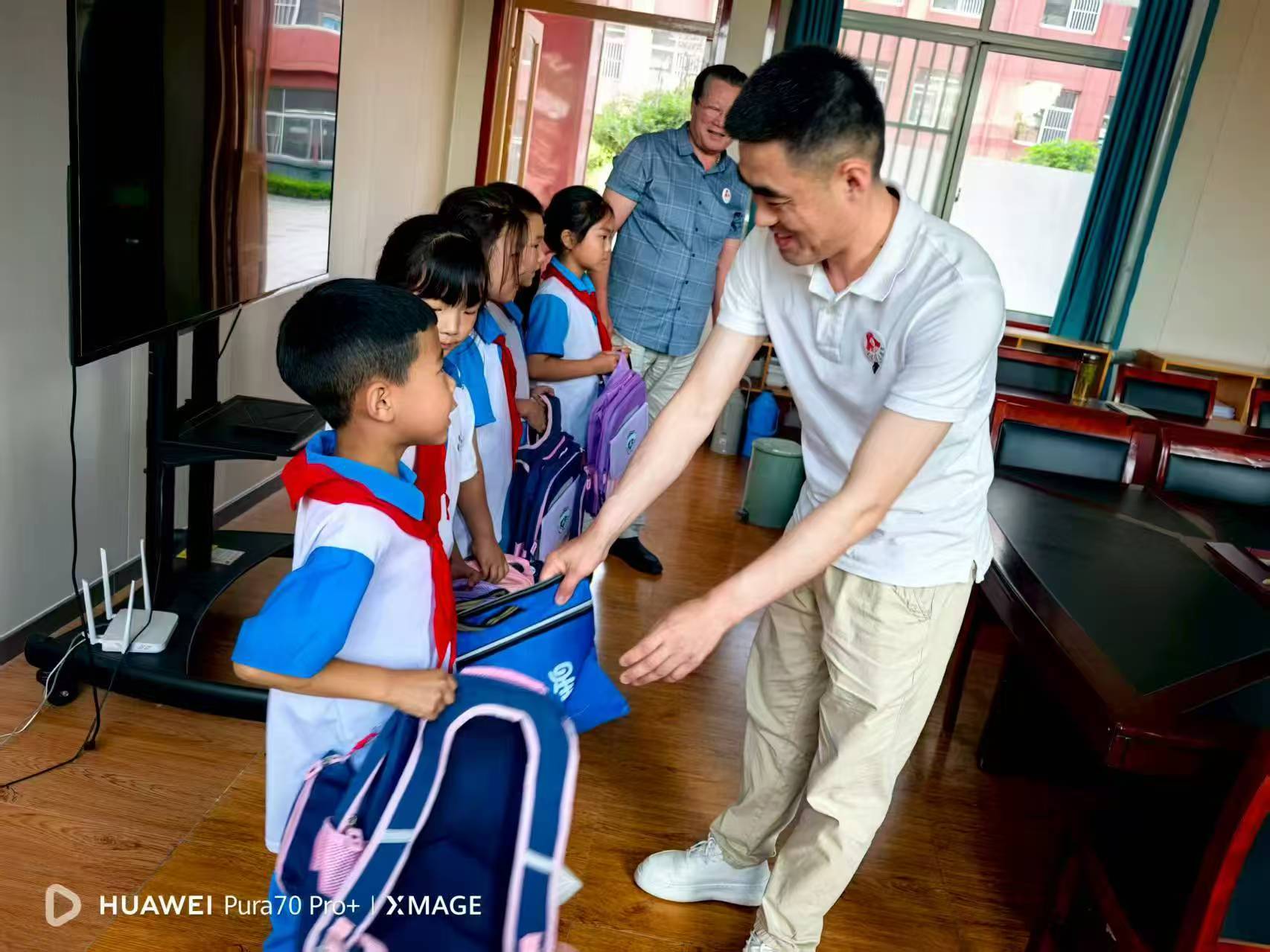 9cdd697bbd0d70883cd04bbde3db28d.jpg