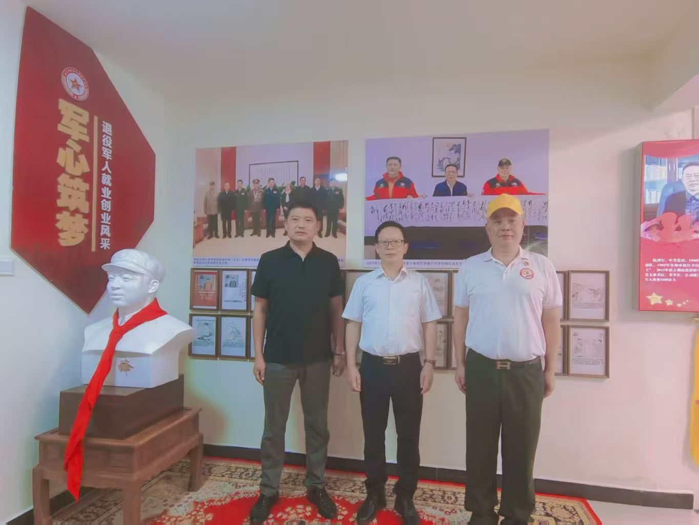 f0917eed0d8f4ef0ebf651fbbdaa6e91.jpg f0917eed0d8f4ef0ebf651fbbdaa6e91.jpg