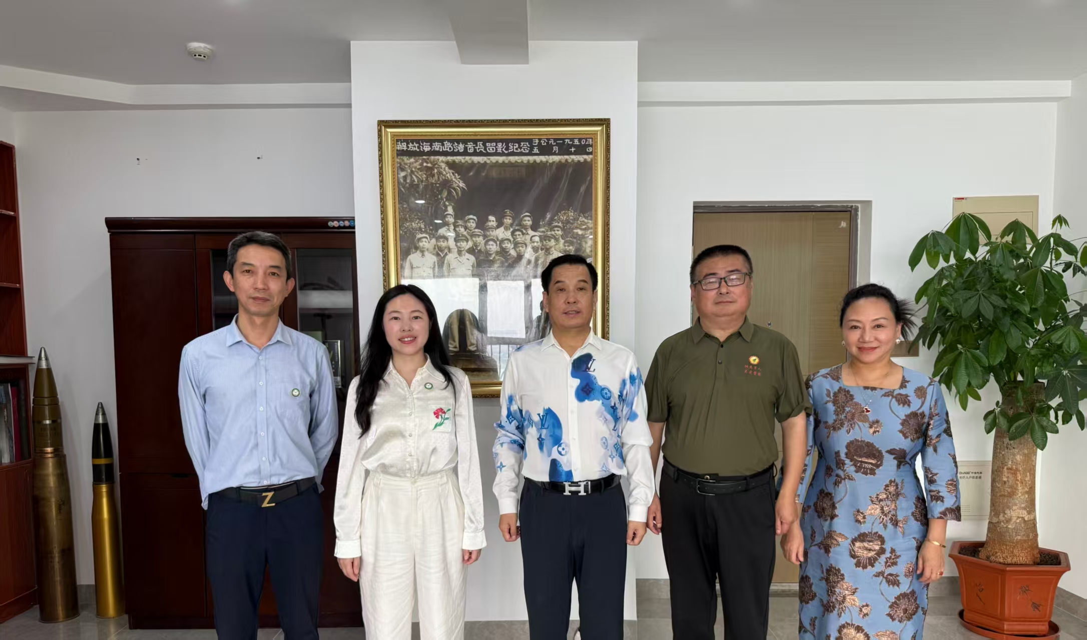 10db836dda450ea22236af810ef11dfa.jpg 10db836dda450ea22236af810ef11dfa.jpg